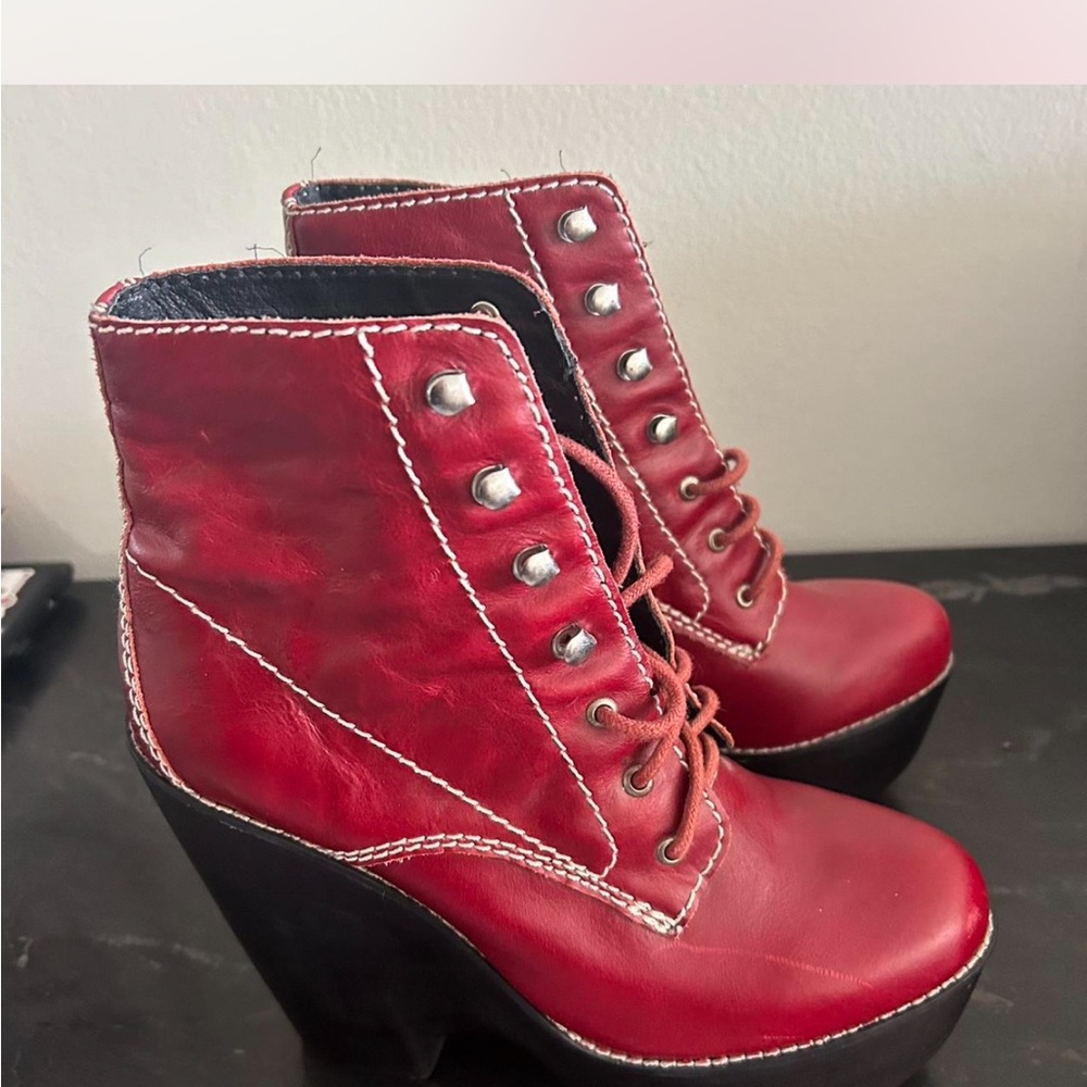 Jeffrey Campbell Red Lace Up Platform Boots - Picture 3 of 5